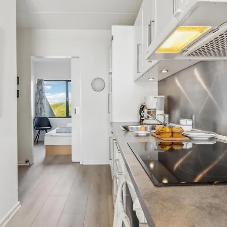 Bad, Lejl, 67 Apartment *